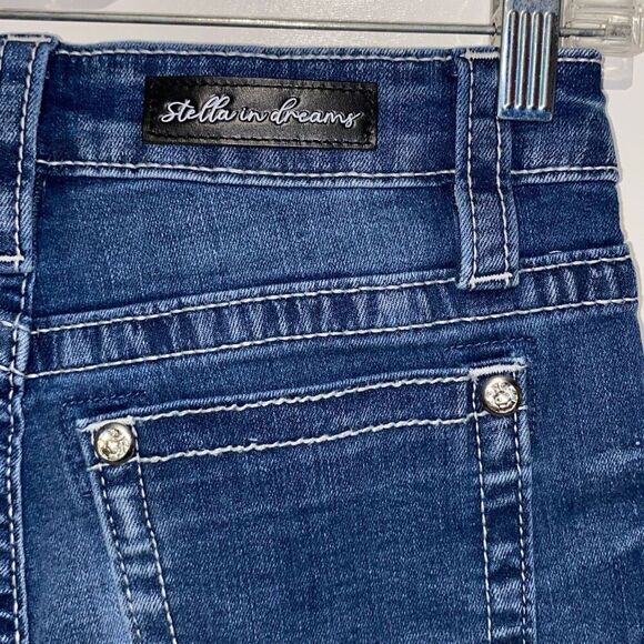 Stella In Dreams Women's Blue Mid Rise Embellished Fringe Jean Shorts Size 27 - Picture 5 of 8